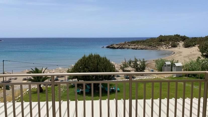 Houmas Apartments Yialos المظهر الخارجي الصورة