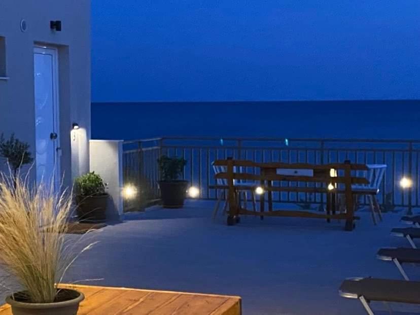 Houmas Apartments Yialos المظهر الخارجي الصورة
